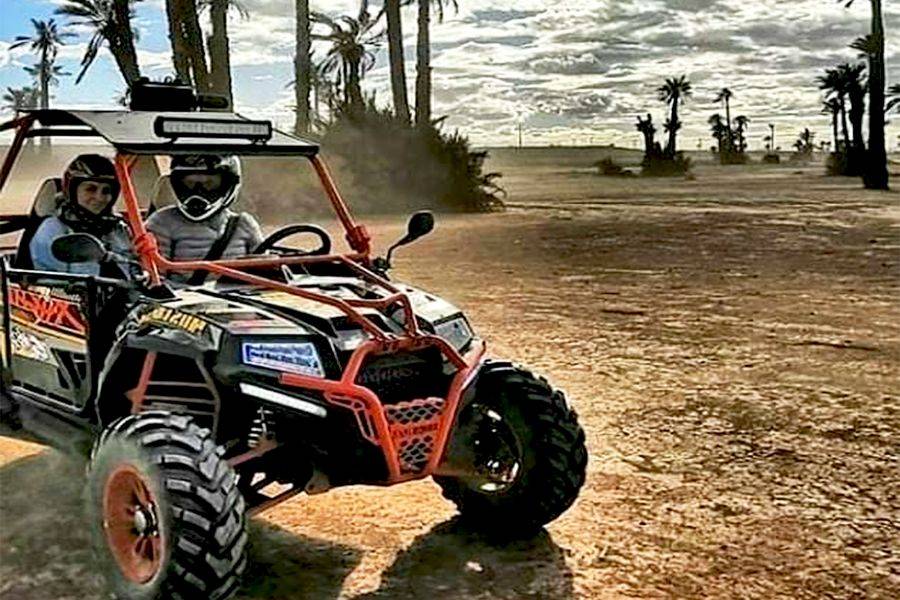 Passeggiata in carrozzina di adrenalina e giro in cammello al Palmeraie Marrakech