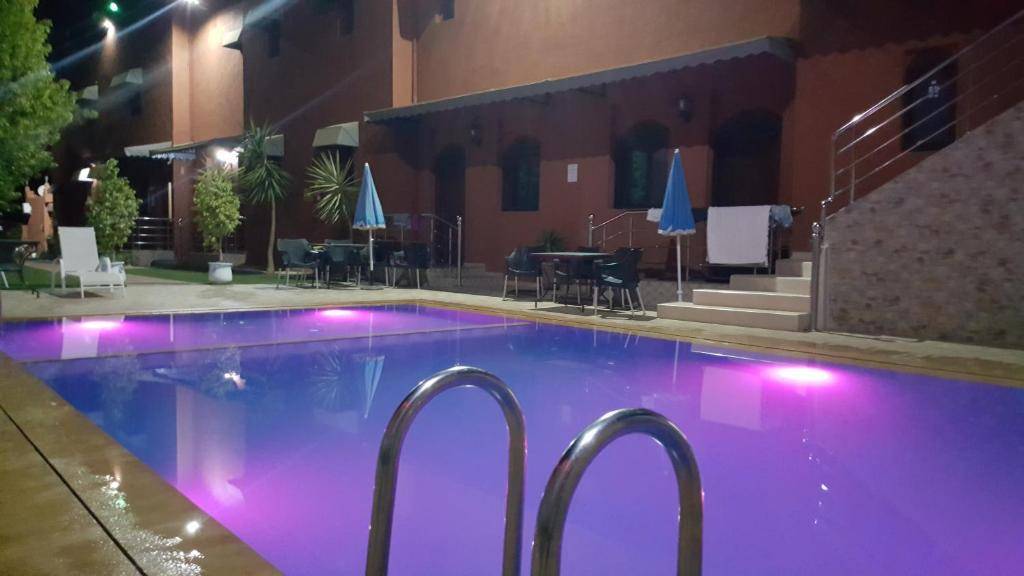 Escursione di 2 giorni alle cascate di Ouzoud e Iminifri