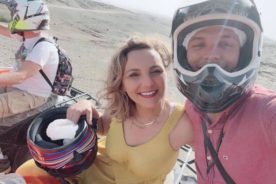 Quad bike e spettacolo dal vivo e cena nei viaggi nel deserto di Agafay