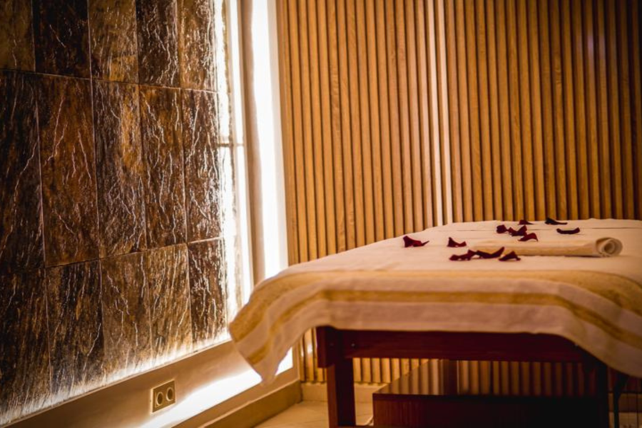 Massaggio spa tradizionale e hammam con trasferimento