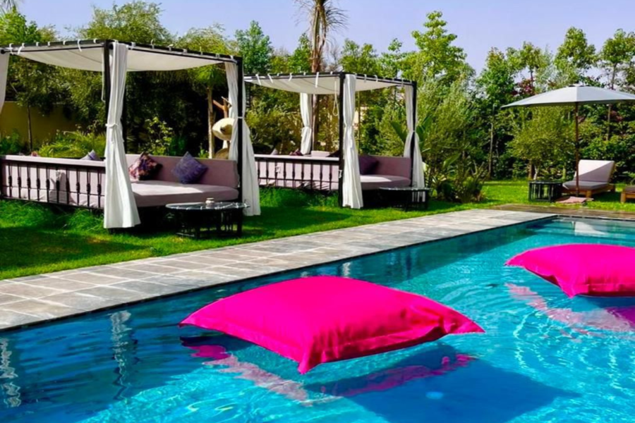 Pass giornaliero per Marrakech con piscina, pranzo e navetta inclusi - Relax