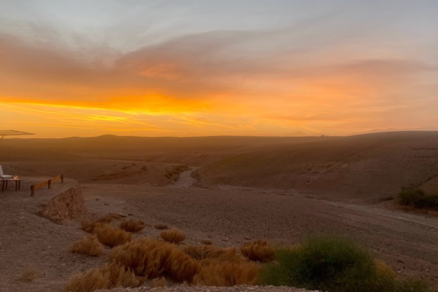 Cena al tramonto nel deserto di Agafay