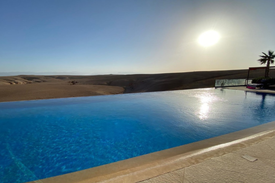 Cena al tramonto nel deserto di Agafay