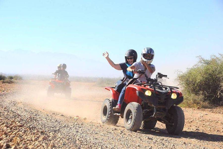 Giro in cammello e quad in Marrakech Palmeraie