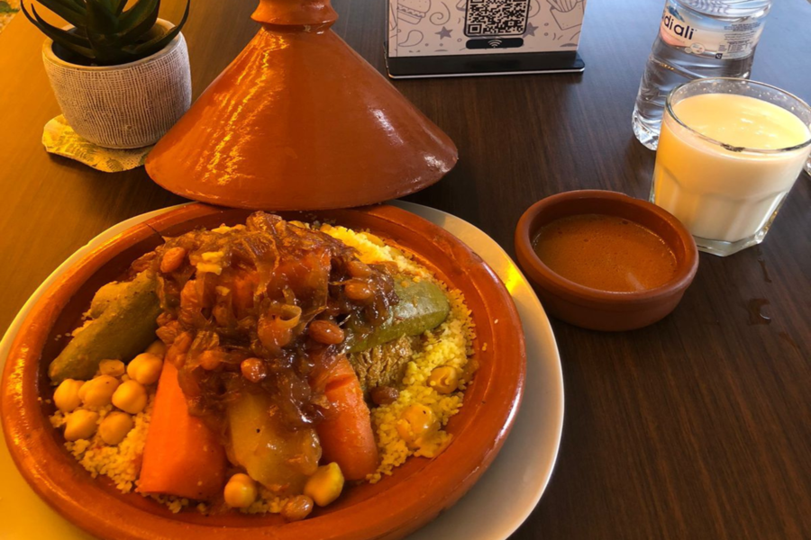 Esperienza di pranzo, ristorante marocchino Chouf L'Or con pick up